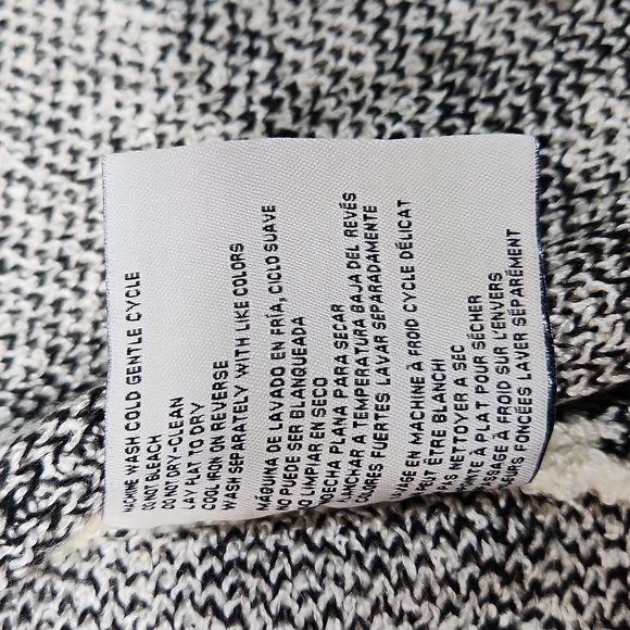 Simply Noelle Cardigan - Picture 8 of 10